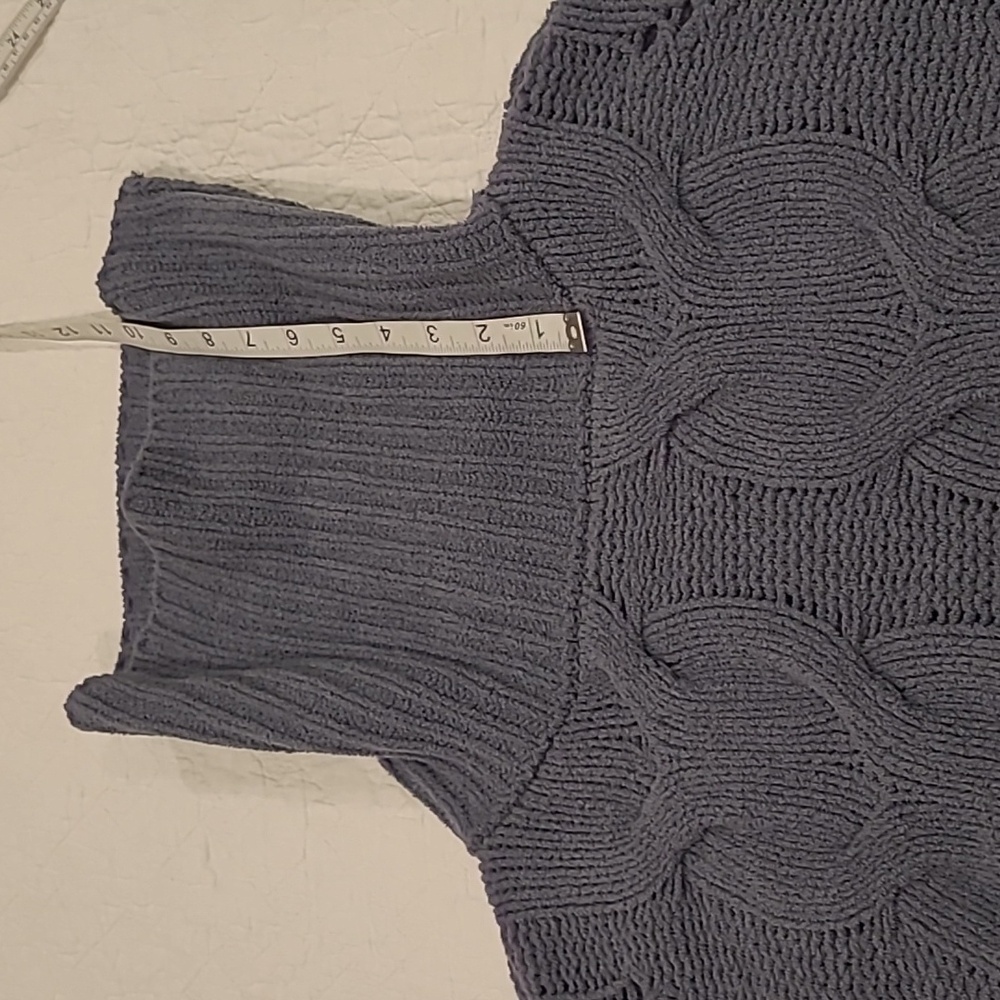 Chenille Y2k Soft Grey Cropped Baggy Enlarged Cable Sweater Sz XS Moon & Madison - Picture 6 of 10